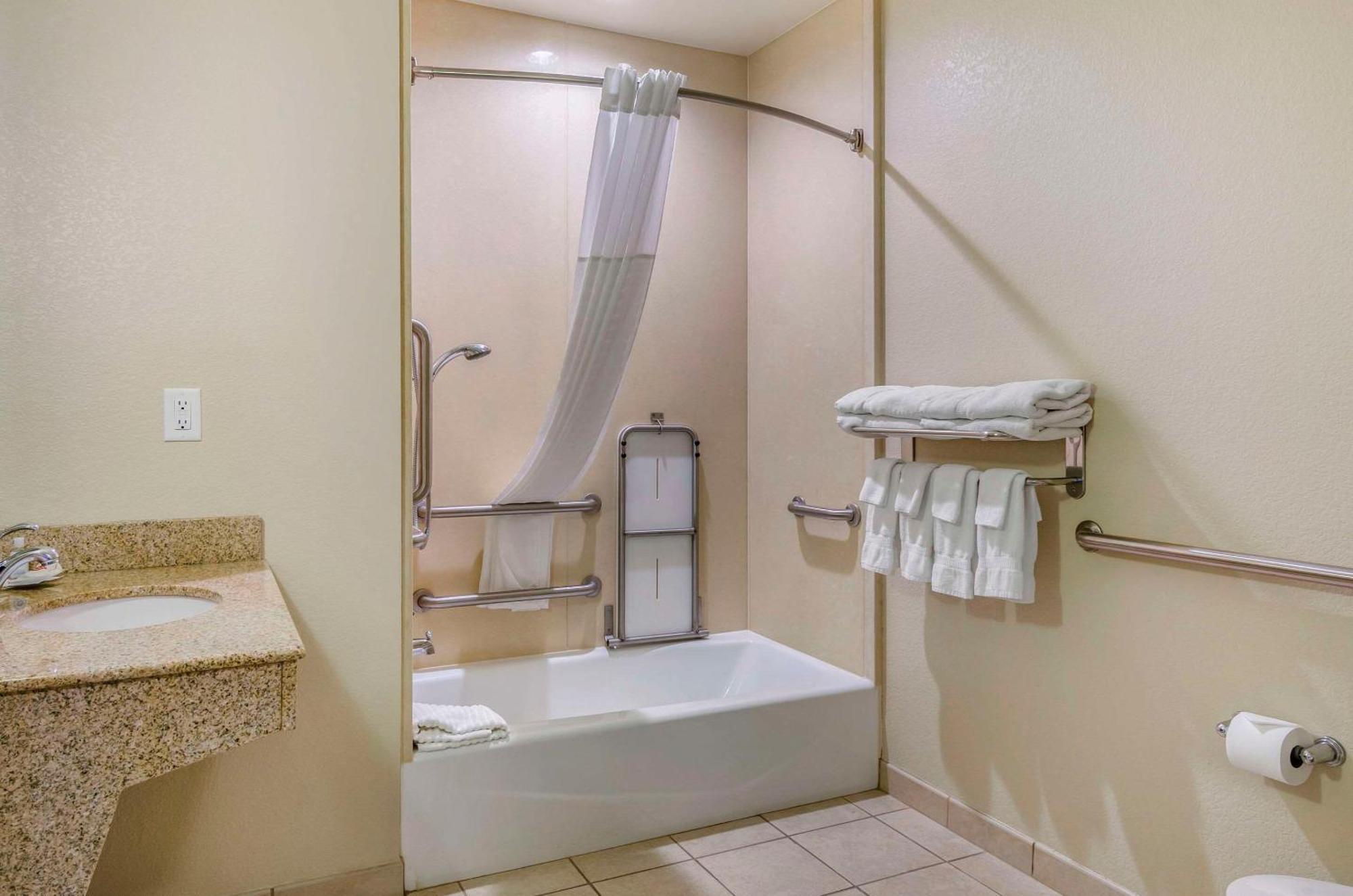 Comfort Suites Helena Airport Kültér fotó